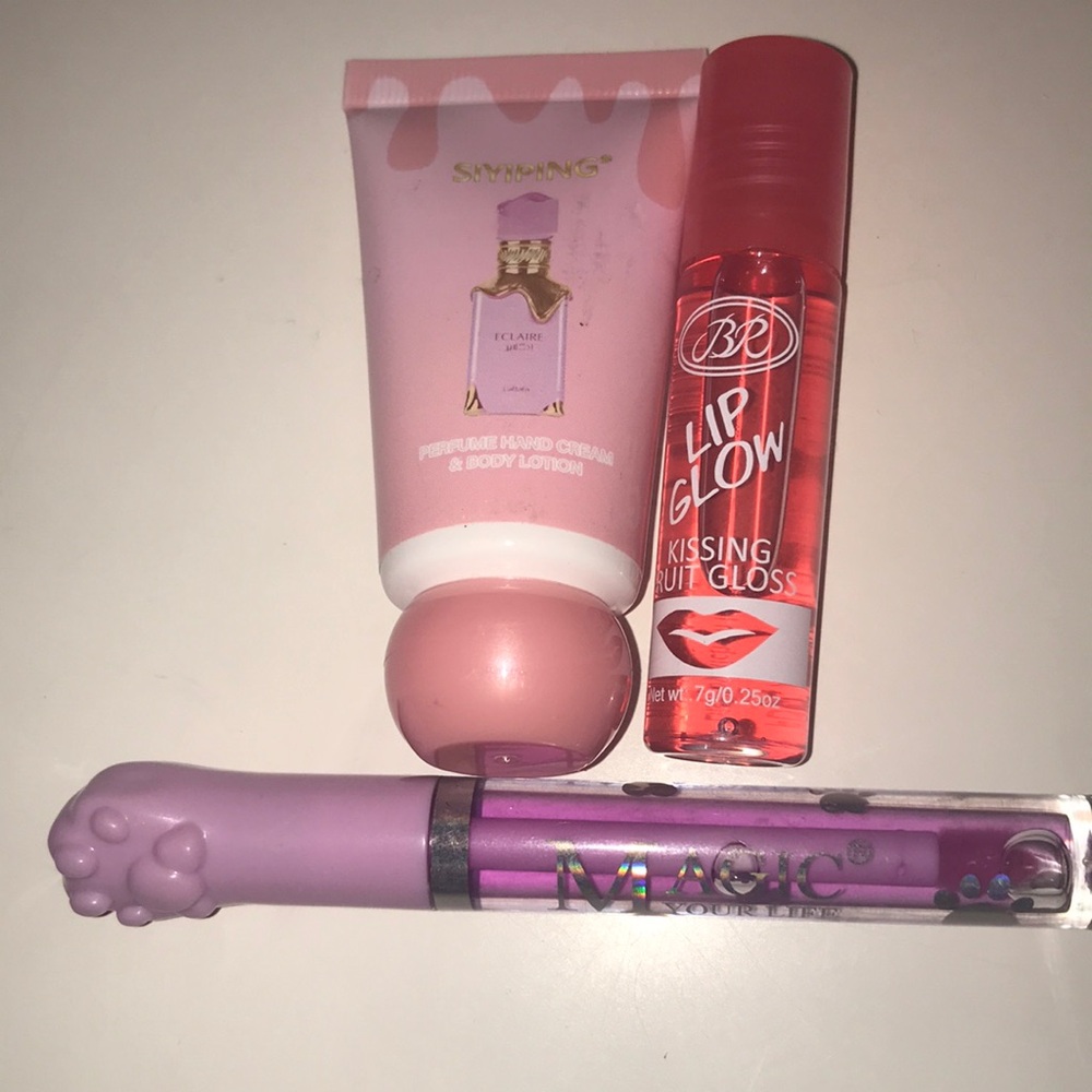 Scented Lotion and Lip Gloss Lot